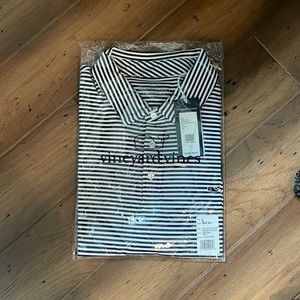 Vineyard Vines men’s performance polo